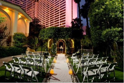 Wedding Capital Of The World™ Announces Value-Packed Wedding Packages Across Southern Nevada for Cyber Monday, Beyond