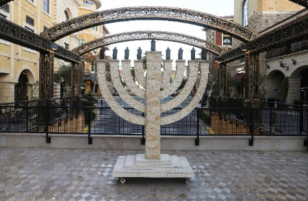 ENJOY HOLIDAY SOCIALLY DISTANCED EVENTS IN DECEMBER AT TIVOLI VILLAGE