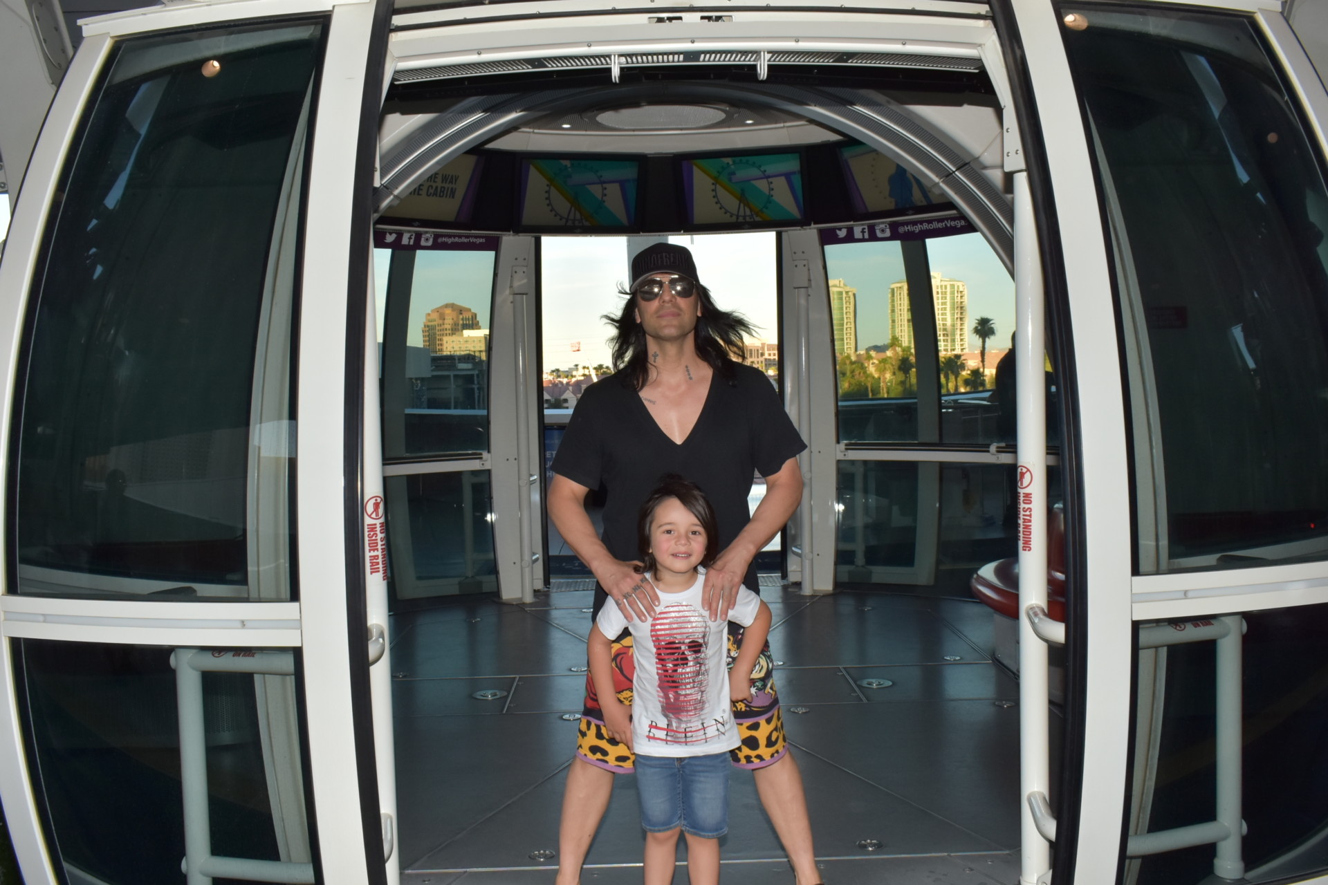 MAGICIAN CRISS ANGEL RIDES HIGH ROLLER AT THE LINQ PROMENADE