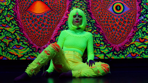 “WINK WORLD” CREATOR CHRIS WINK DEBUTS MUSIC VIDEO FOR “LOVING TONE”