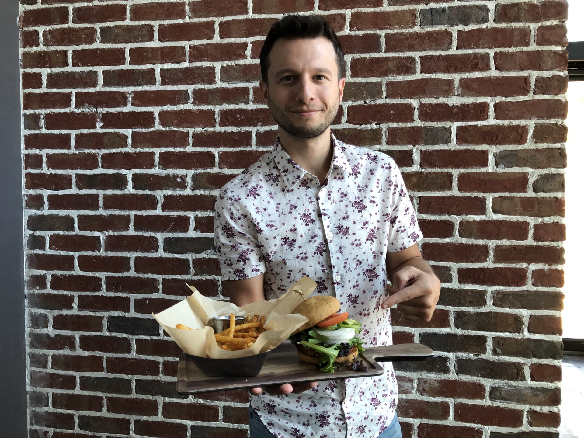 MAT FRANCO DINES ON NEW APTLY NAMED CELEBRITY BURGER AT  SMOKED BURGERS & BBQ 