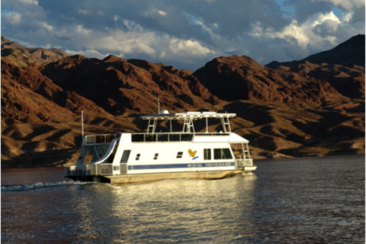 FOREVER RESORTS HONORS MILITARY, VETERANS WITH SPECIAL RATES ON HOUSEBOATS, OTHER WATERCRAFT APRIL 27 – MAY 4