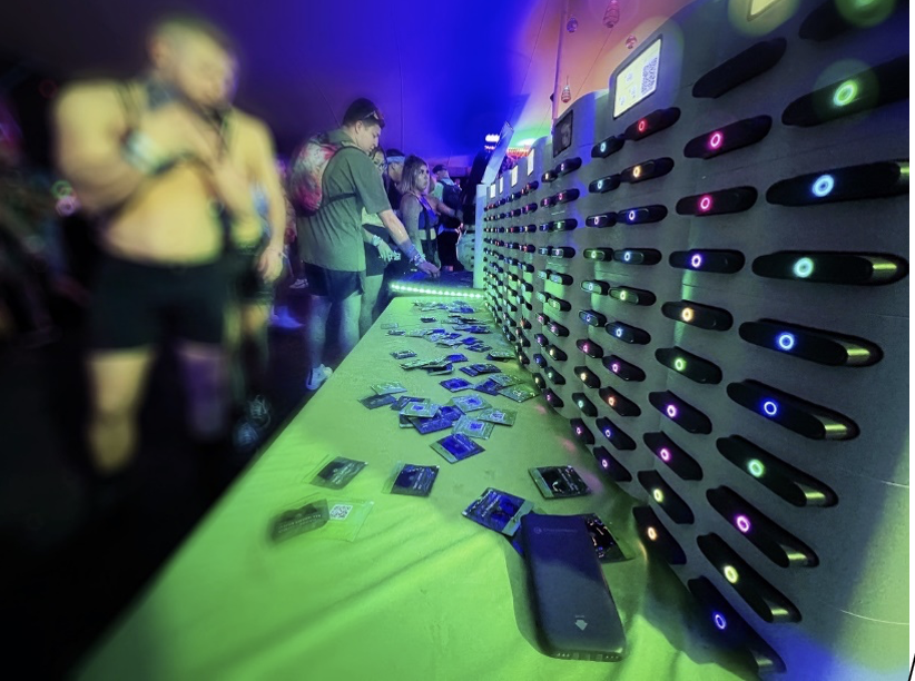 CHARGERGOGO,  PORTABLE PHONE CHARGING NETWORK, POWERS UP EDC