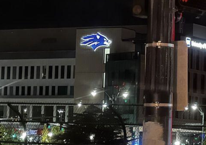 YESCO Fabricates, Installs Signage for University of Nevada, Reno’s John Tulloch Business Building