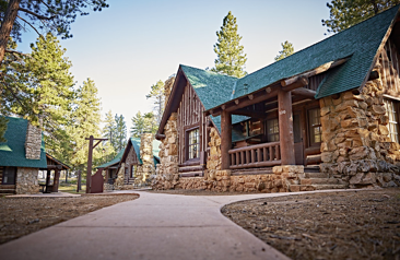 FOREVER RESORTS’ LODGES HAVE ROOMS AVAILABLE FOR FALL ESCAPES