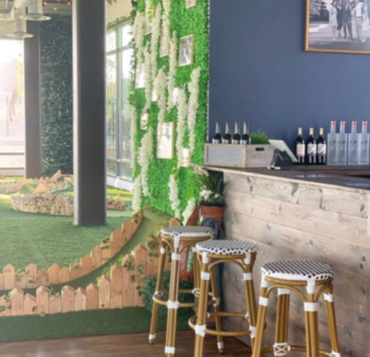HOLE19, BRITISH-THEMED MINI-GOLF BAR POP-UP ARRIVES AT TIVOLI VILLAGE SEPT. 24