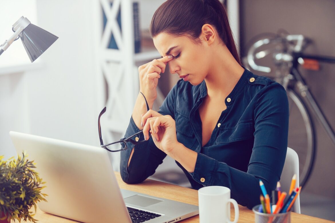 HOW TO REDUCE STRESS AT WORK
