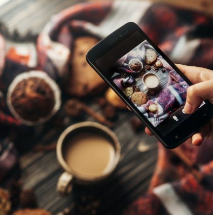 WAYS TO GIVE YOUR INSTAGRAM ACCOUNT A CREATIVE EDGE