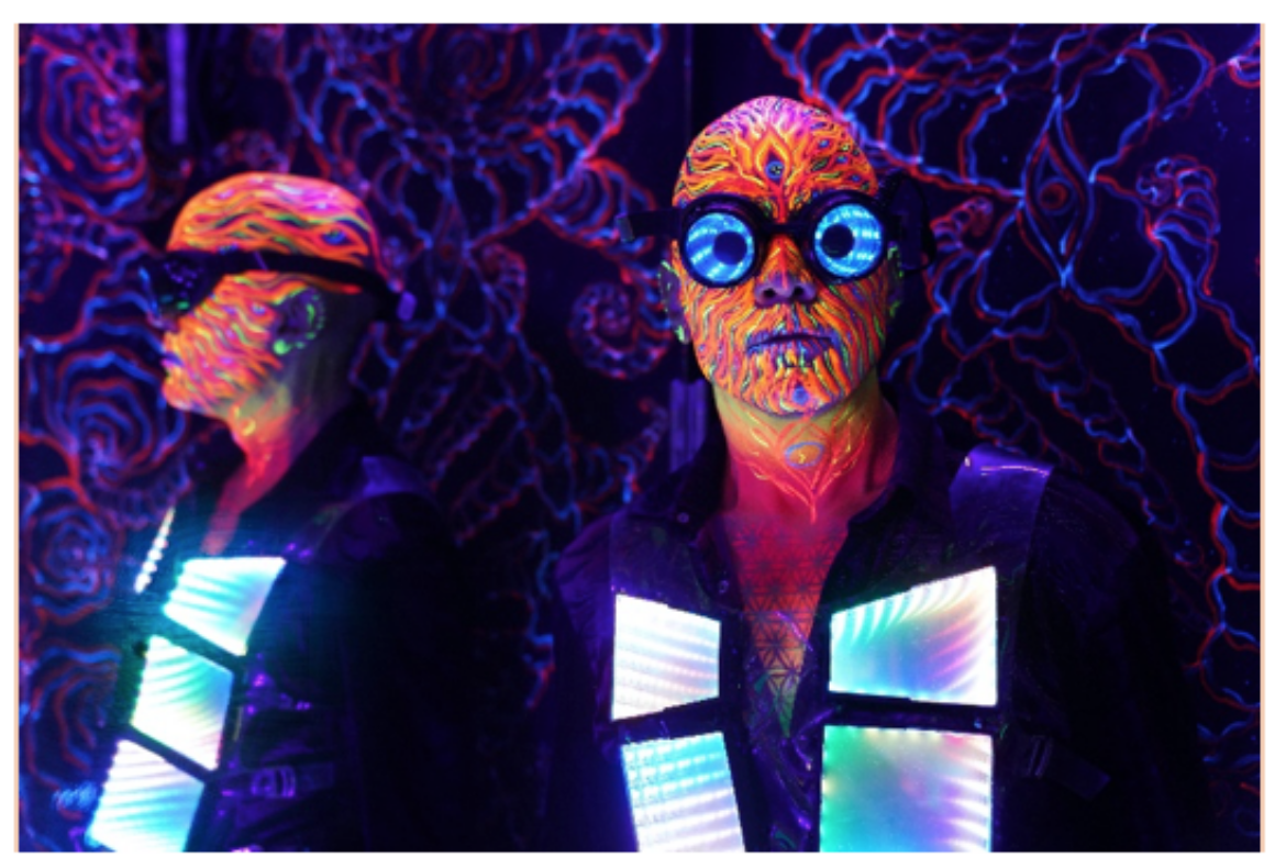 CHRIS WINK TO LAUNCH “WINK WORLD: PORTALS TO THE INFINITE” AT AREA15 THIS FALL