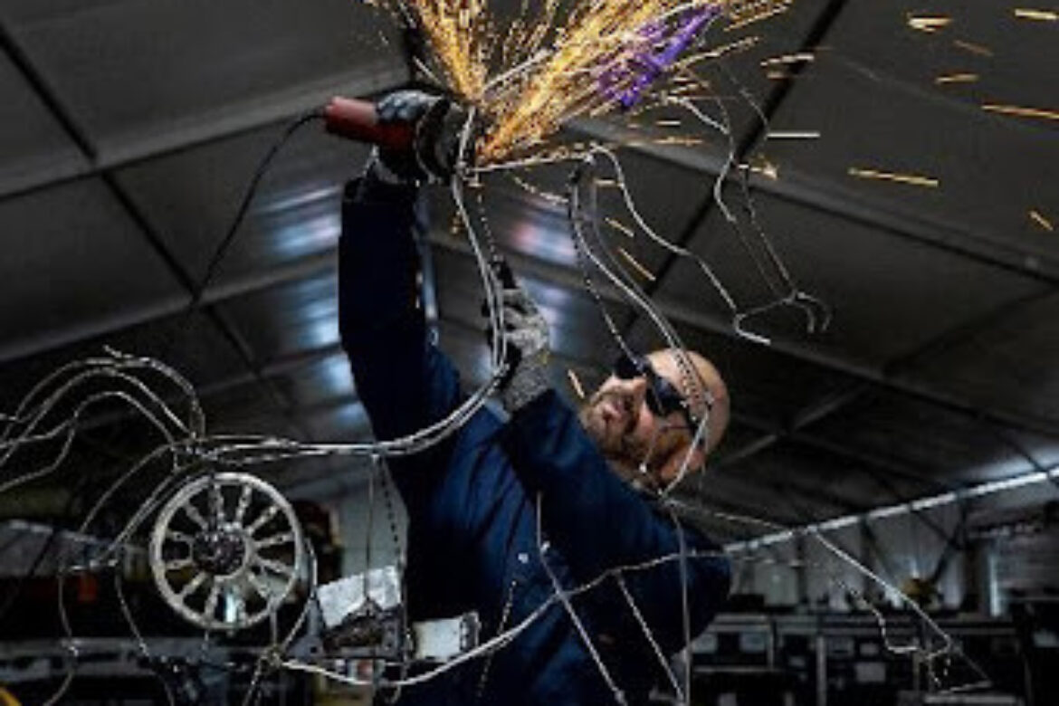 LAS VEGAS ARTIST DAVID FAY ANNOUNCED AS ARTIST-IN-RESIDENCE FOR BATTLEBOTS