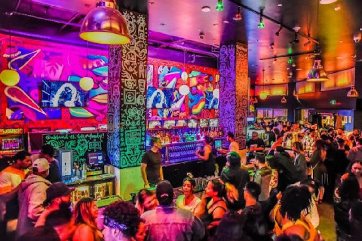 CELEBRATE NATIONAL AMERICAN BEER DAY AT EMPORIUM ARCADE BAR