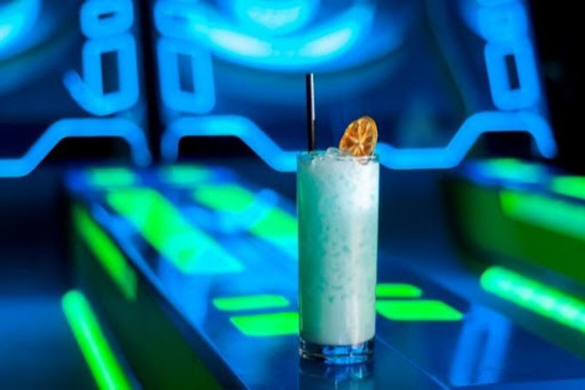 EMPORIUM ARCADE BAR FULTON MARKET NEW SEASONAL COCKTAILS, BOOZY SLUSHIES