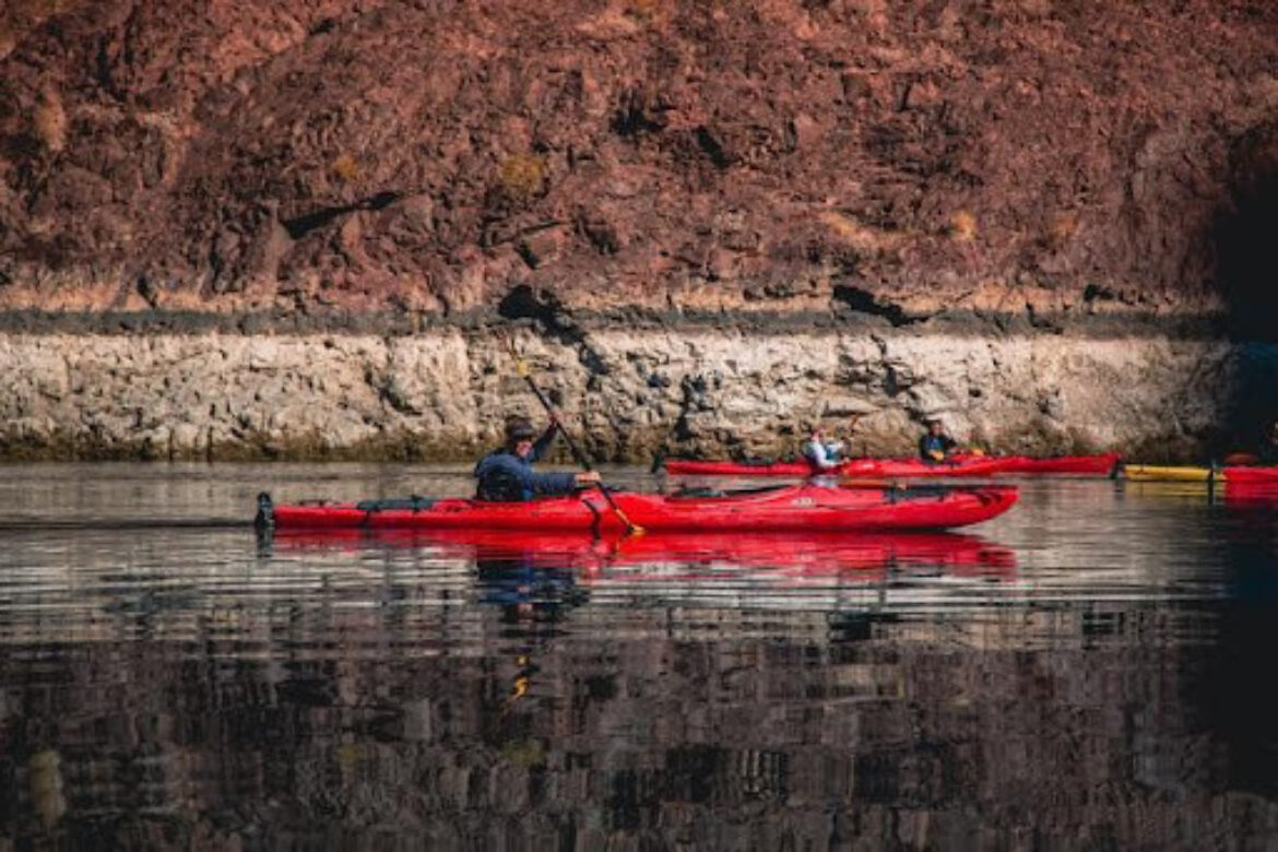 EVOLUTION EXPEDITIONS GUESTS TO EXPERIENCE TRANQUIL SIDE COLORADO RIVER