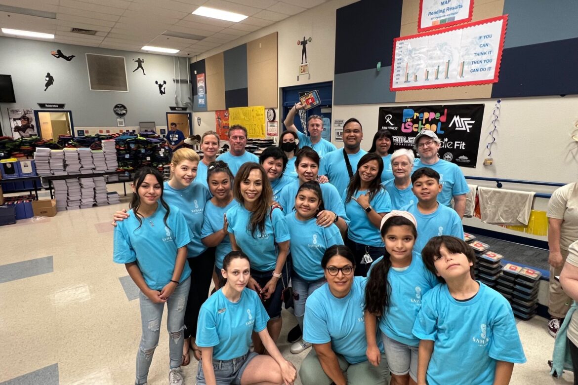 SAHARA LAS VEGAS TEAM MEMBERS SURPRISE STUDENTS