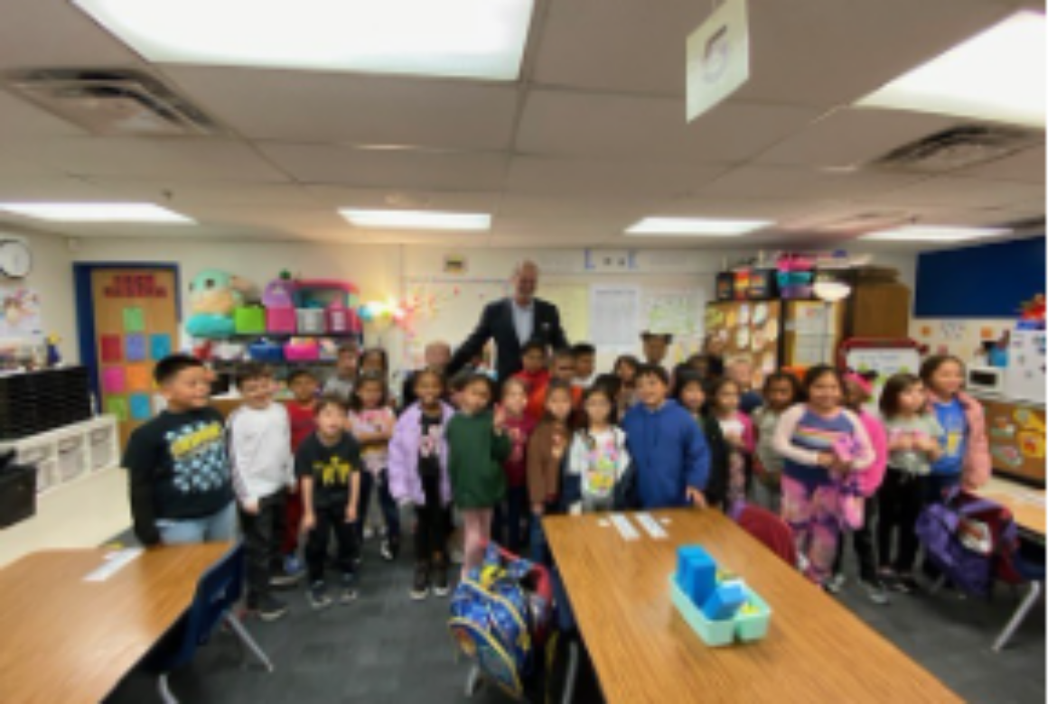 SAHARA LV MEMBERS VISIT ELEMENTARY SCHOOL FOR CAREER DAY