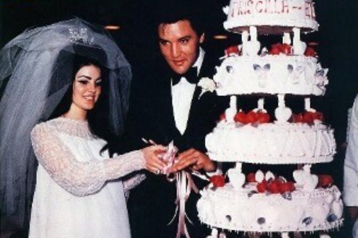 RECREATION OF PRESLEY WEDDING CAKE FOR THE WEDDING CAPITAL OF THE WORLD
