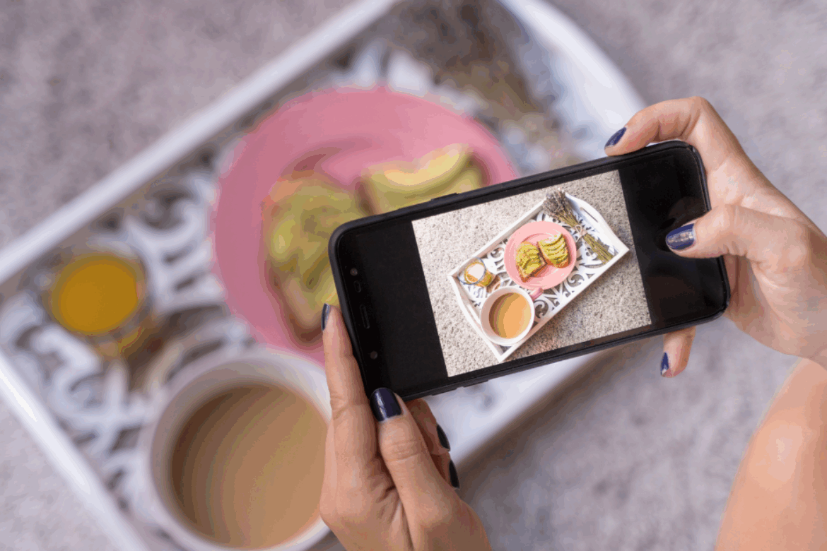 How to Spot The Right Influencer for Your Brand