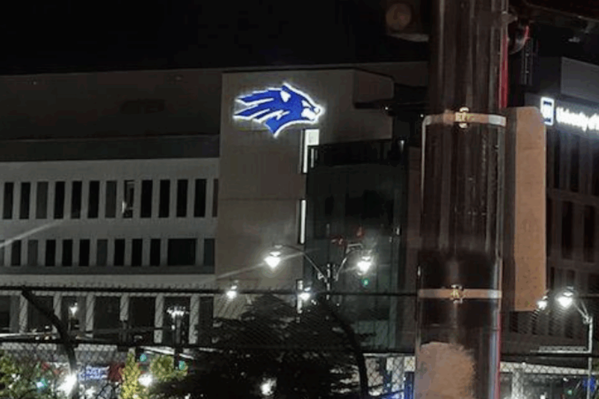 YESCO Fabricates, Installs Signage for University of Nevada, Reno’s John Tulloch Business Building