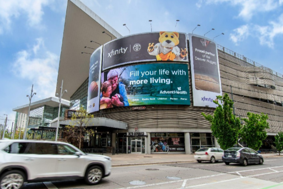 YESCO Installs Monumental Curved Led Displays At Colorado Convention Center